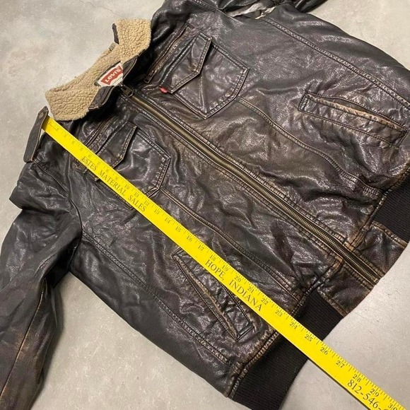 Vintage y2k 90s Sherpa lined aviator a-2 mocha brown Levi's leather jacket - Picture 4 of 6